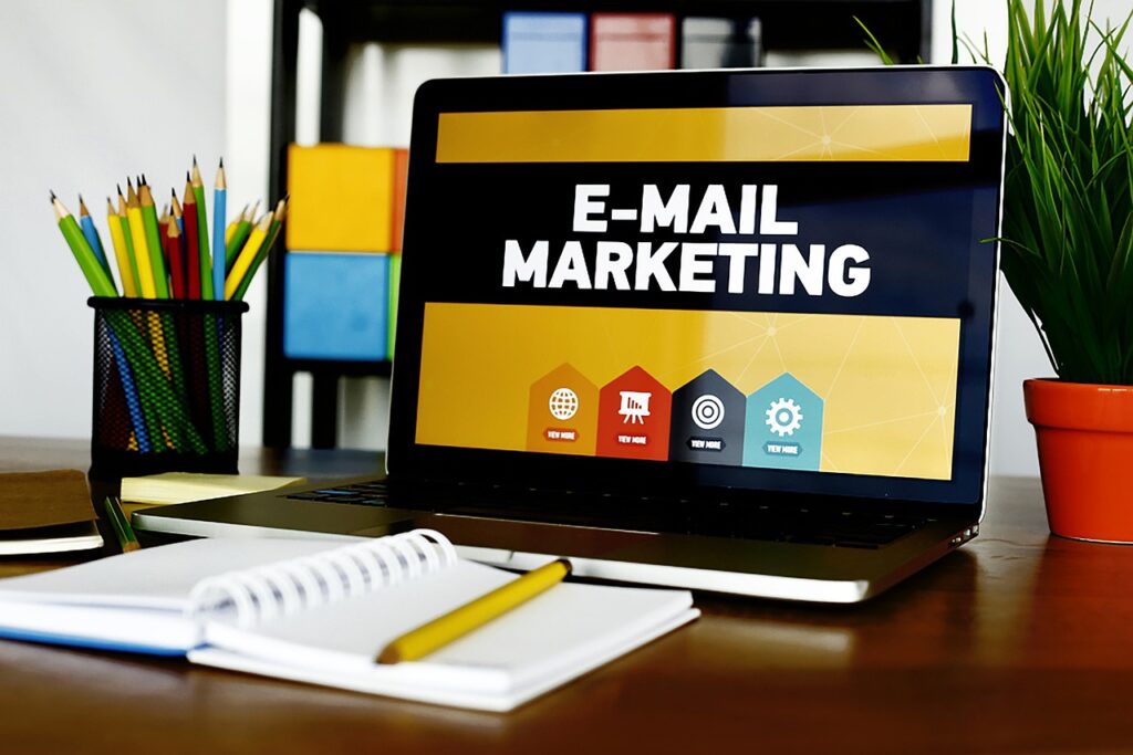 email marketing, laptop,